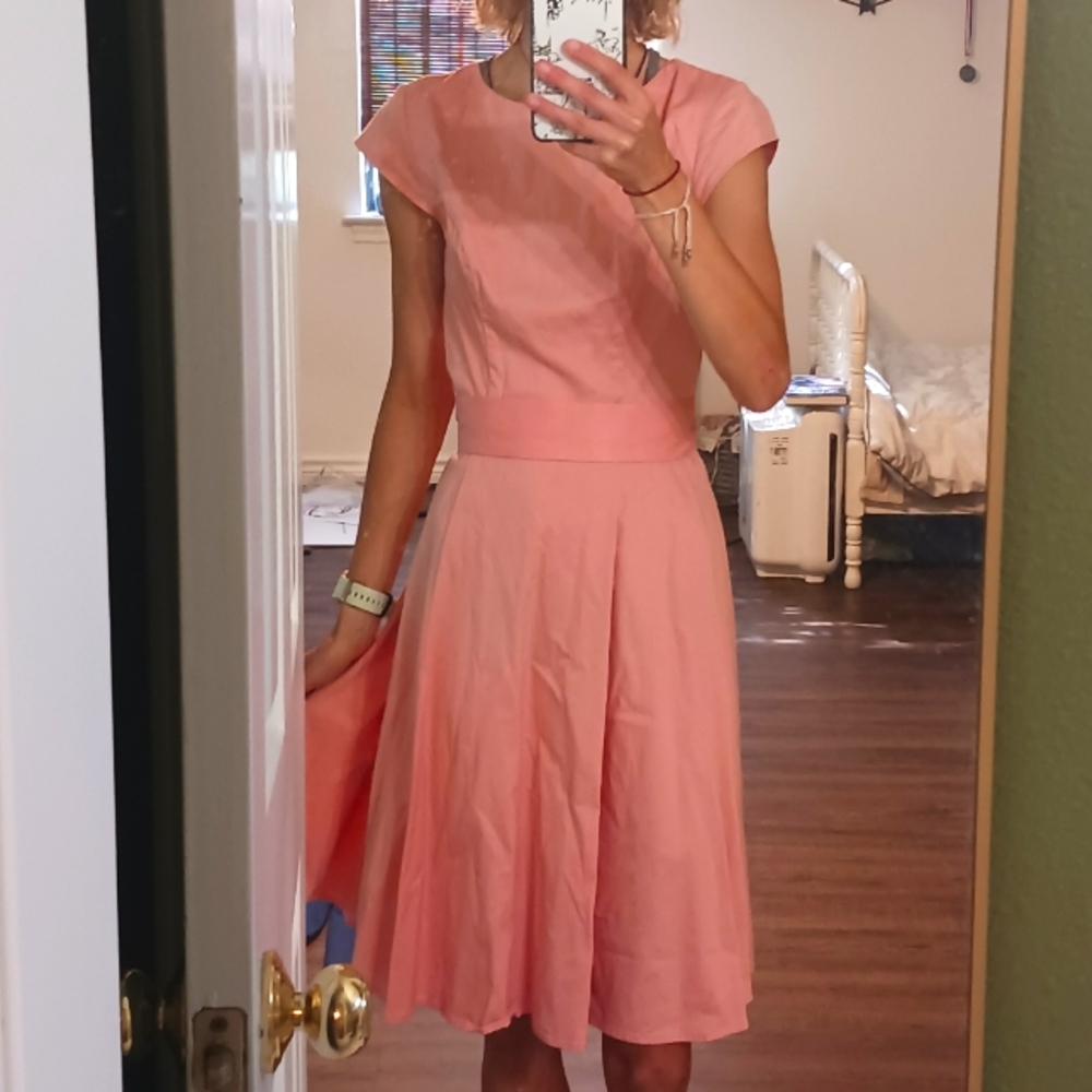 Super cute pink flowy dress